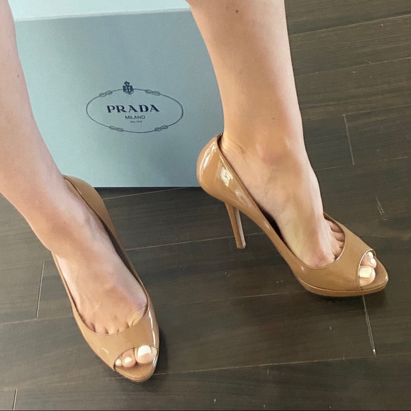 Prada nude patent peep toe pumps - Picture 1 of 6